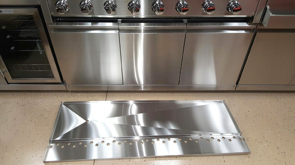 304 Stainless Steel 8 Burner Propane/Natural Gas BBQ Grill with Cover X297352