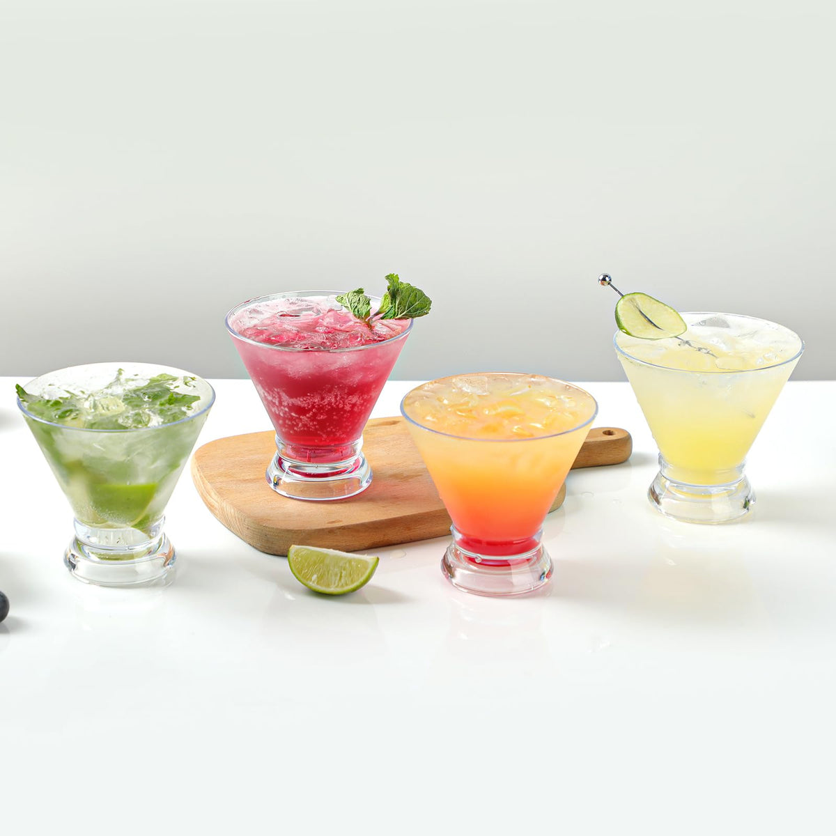 Set of 4 10oz Unbreakable Tritan Stemless Cocktail Glasses B897570