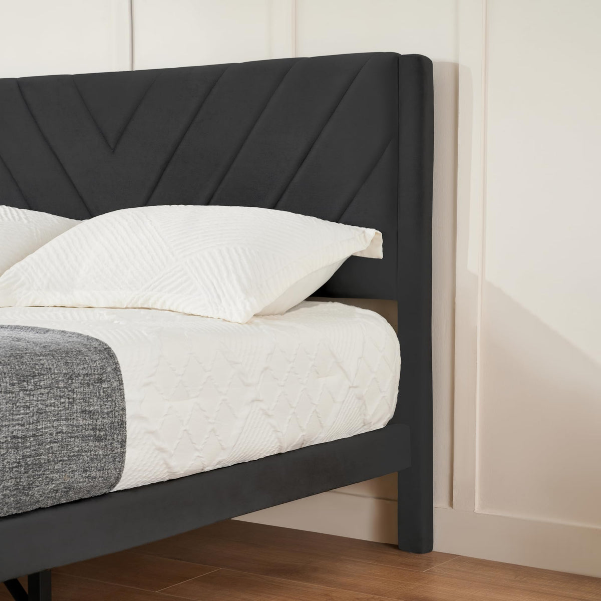 Queen Size Velvet Platform Bed Frame with Headboard B457592
