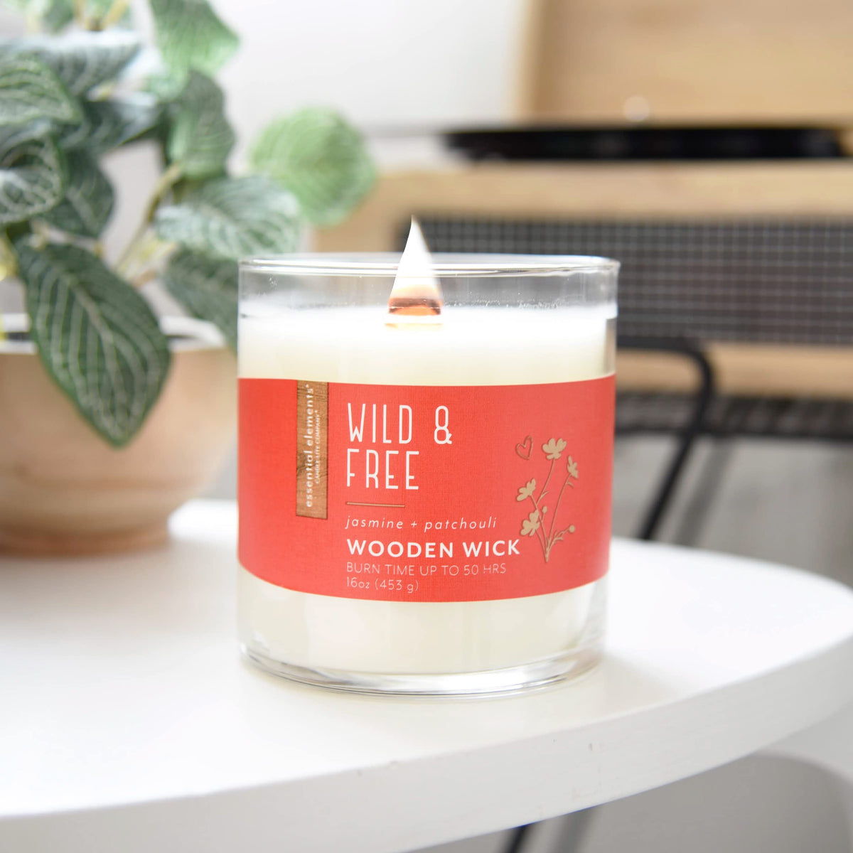 16 oz Wood Wick Scented Candle Q465